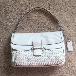 💝 Coach Leather Purse w/silver hardware